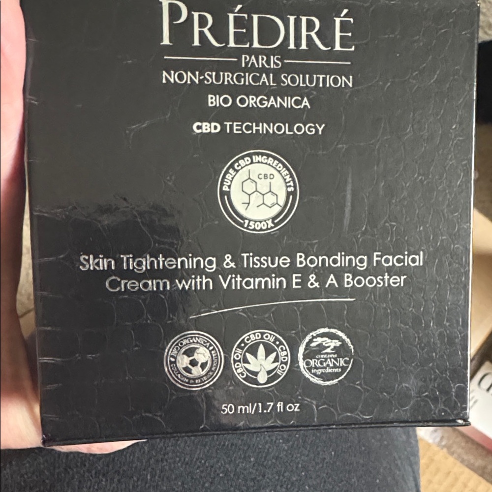 Skin tightening & tissue bonding facial cream